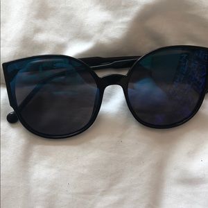 Cat eye sunglasses